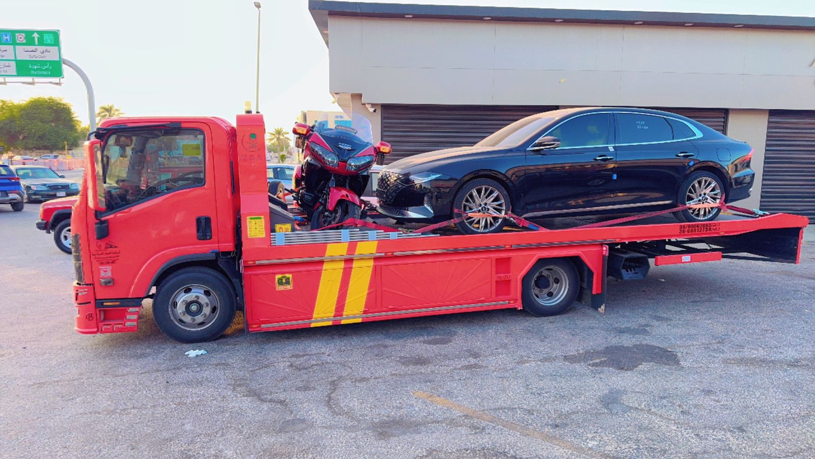 سطحة الشفا الرياض تحمل سيارة ودراجة نارية - خدمة نقل متعددة سطحة جنوب الرياض